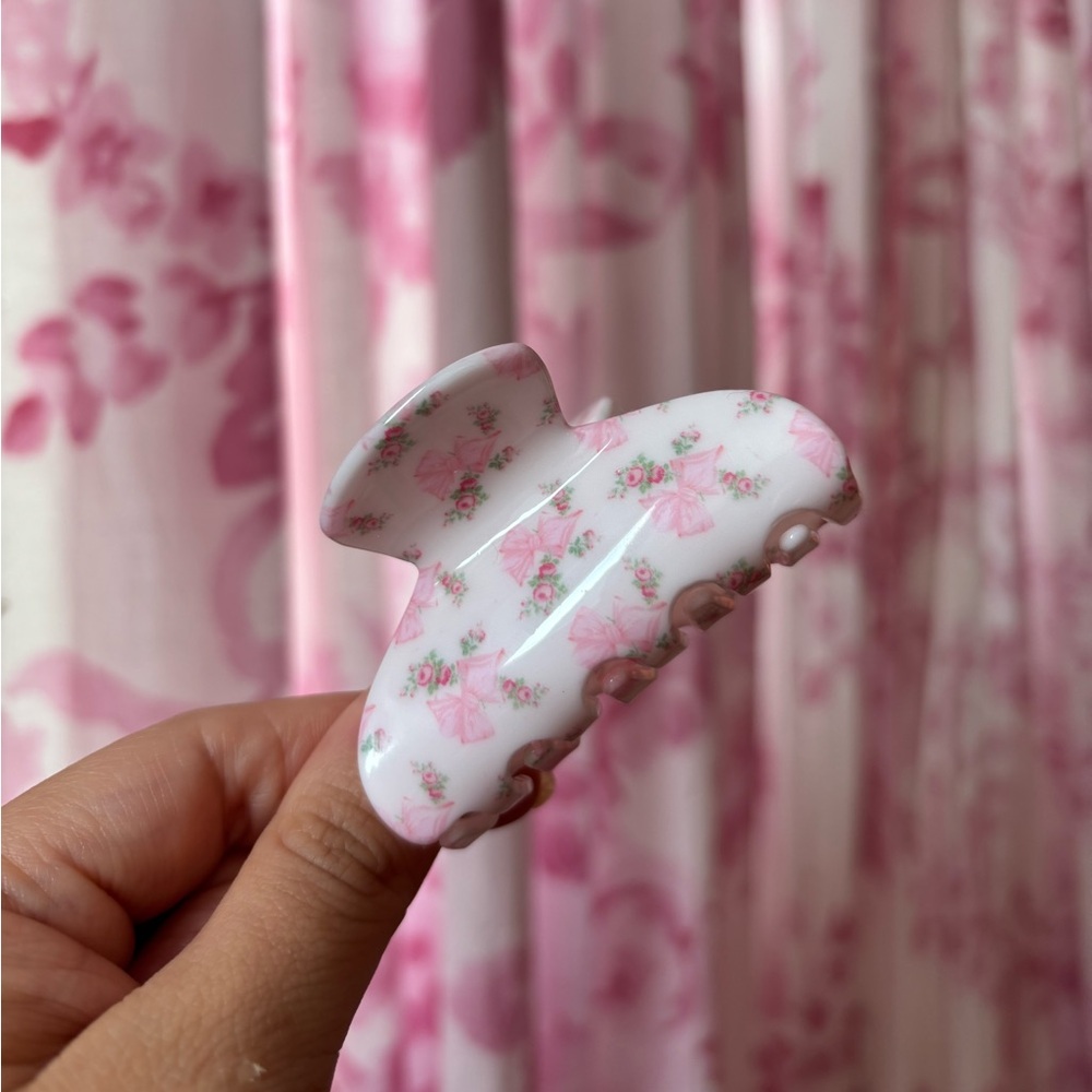 LoveShackFancy X Goody Pink Small bow Claw hair Clip - Picture 11 of 16